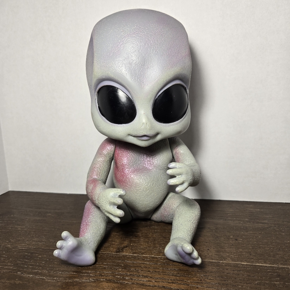 Realistic 14 inch greyson alien baby doll newborn vinyl full painting poseable